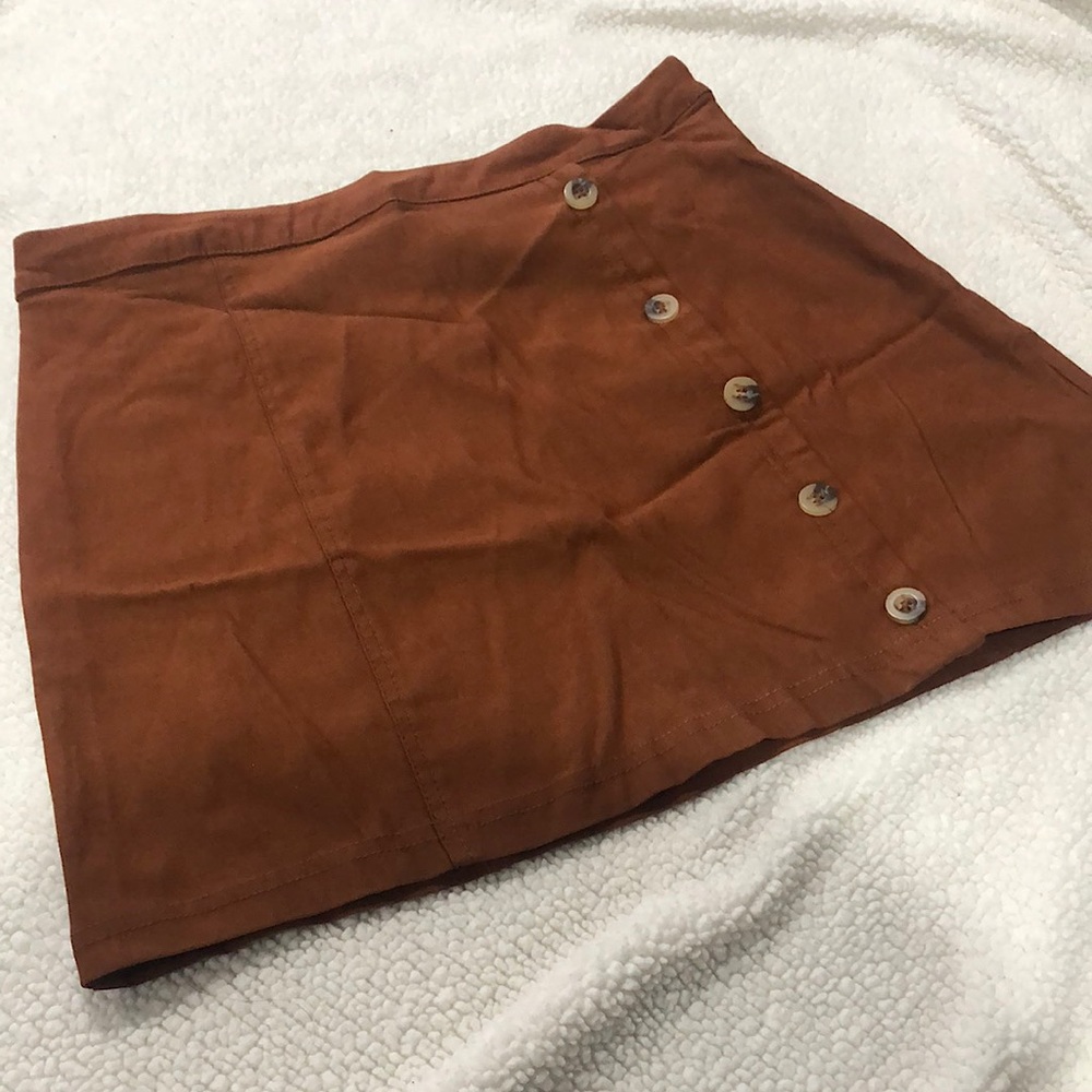 Camel mini skirt